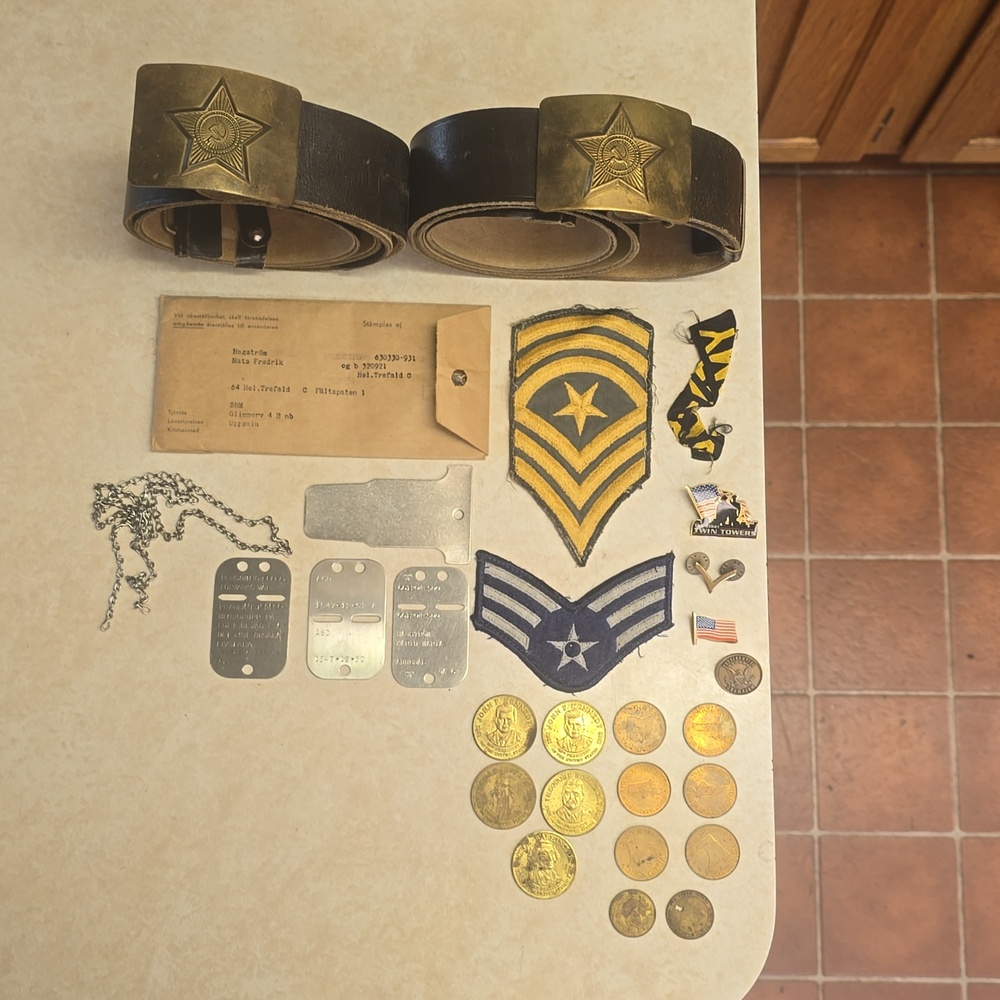 Vintage military lot